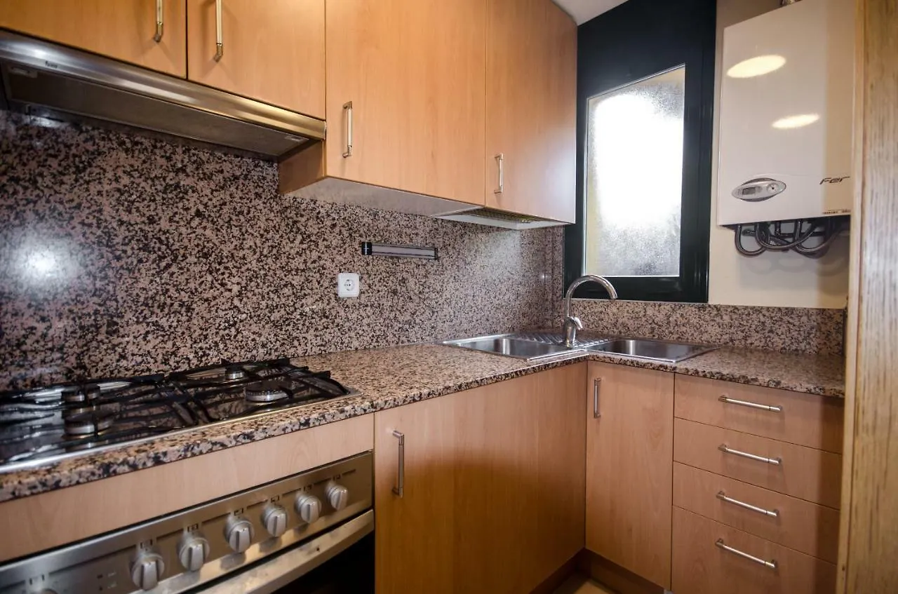 فندق Casa Con Piscina Y Parking En خيرونا إسبانيا