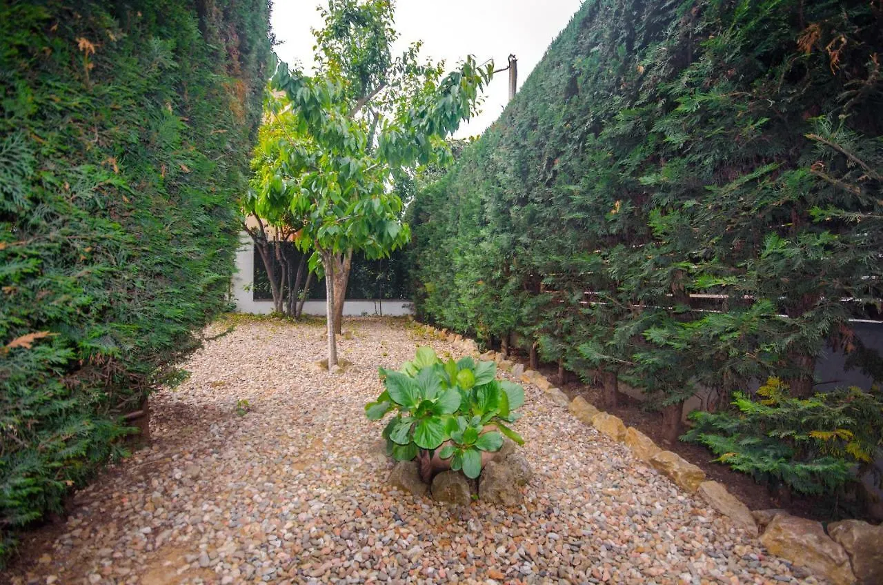 Hotel Casa Con Piscina Y Parking En Girona 0*,  Španělsko