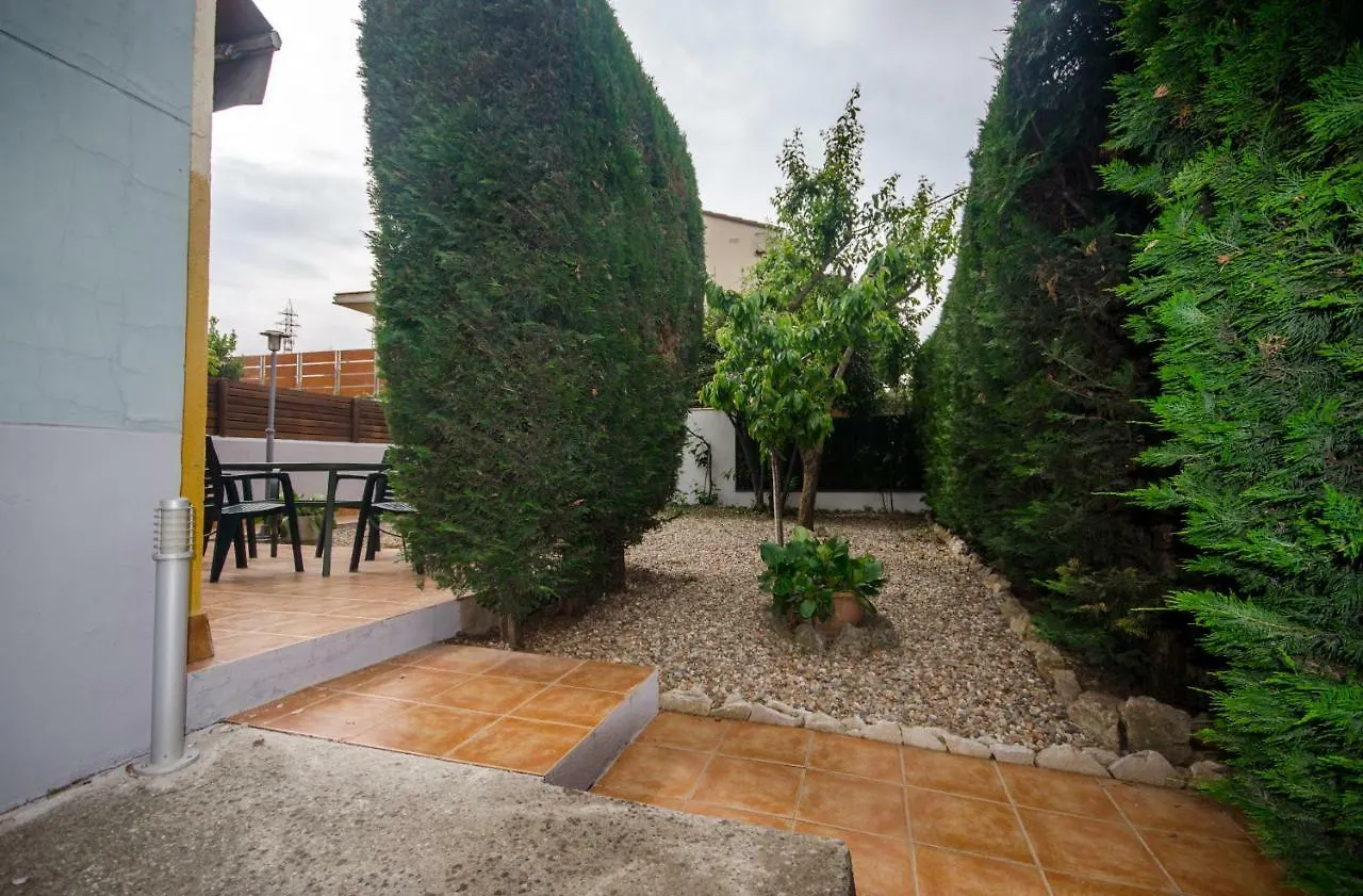 Casa de Férias Casa Con Piscina Y Parking En Girona Hotel Espanha
