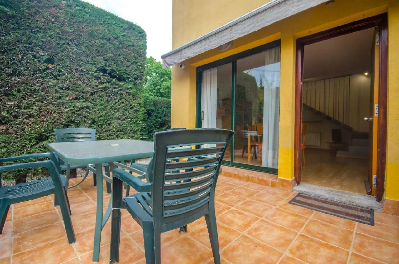 Casa Con Piscina Y Parking En Girona Hotel 0*,